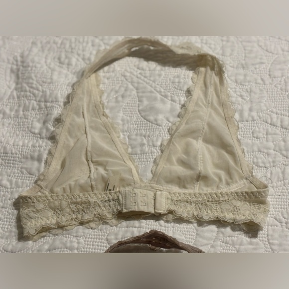 Free people, lace bralette, size, extra small, no rips or stains - Picture 9 of 11